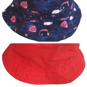 MAYORAL REVERSIBLE SUN HAT • NAVY BLUE W FISH & SOLID RED • Sz 24 Mos